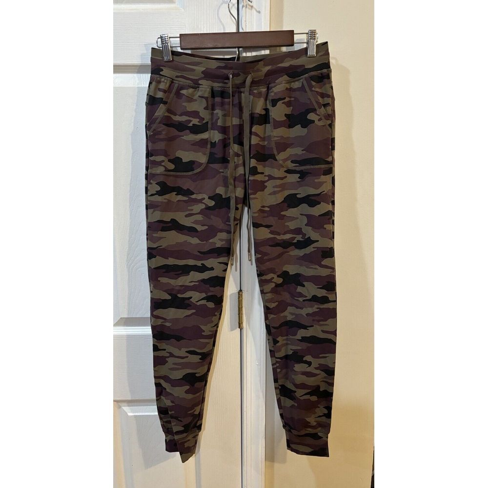 Zyia Active‎ Jogger Pants Women's Size S Camo